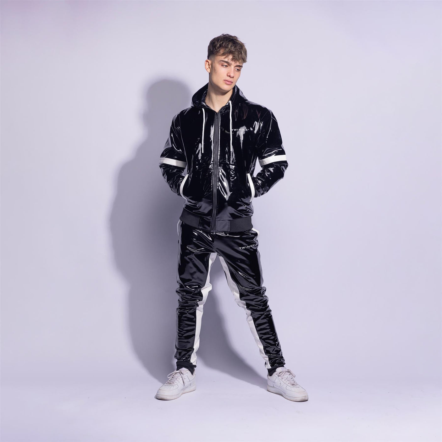 Twink X Datingstar Combo, Black/White