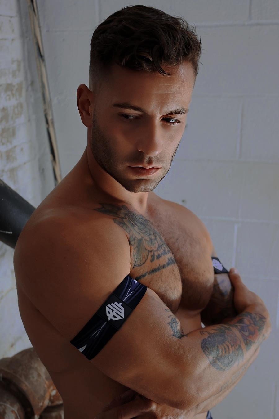 Breedwell Circuit Breaker Armband, Black from Breedwell.