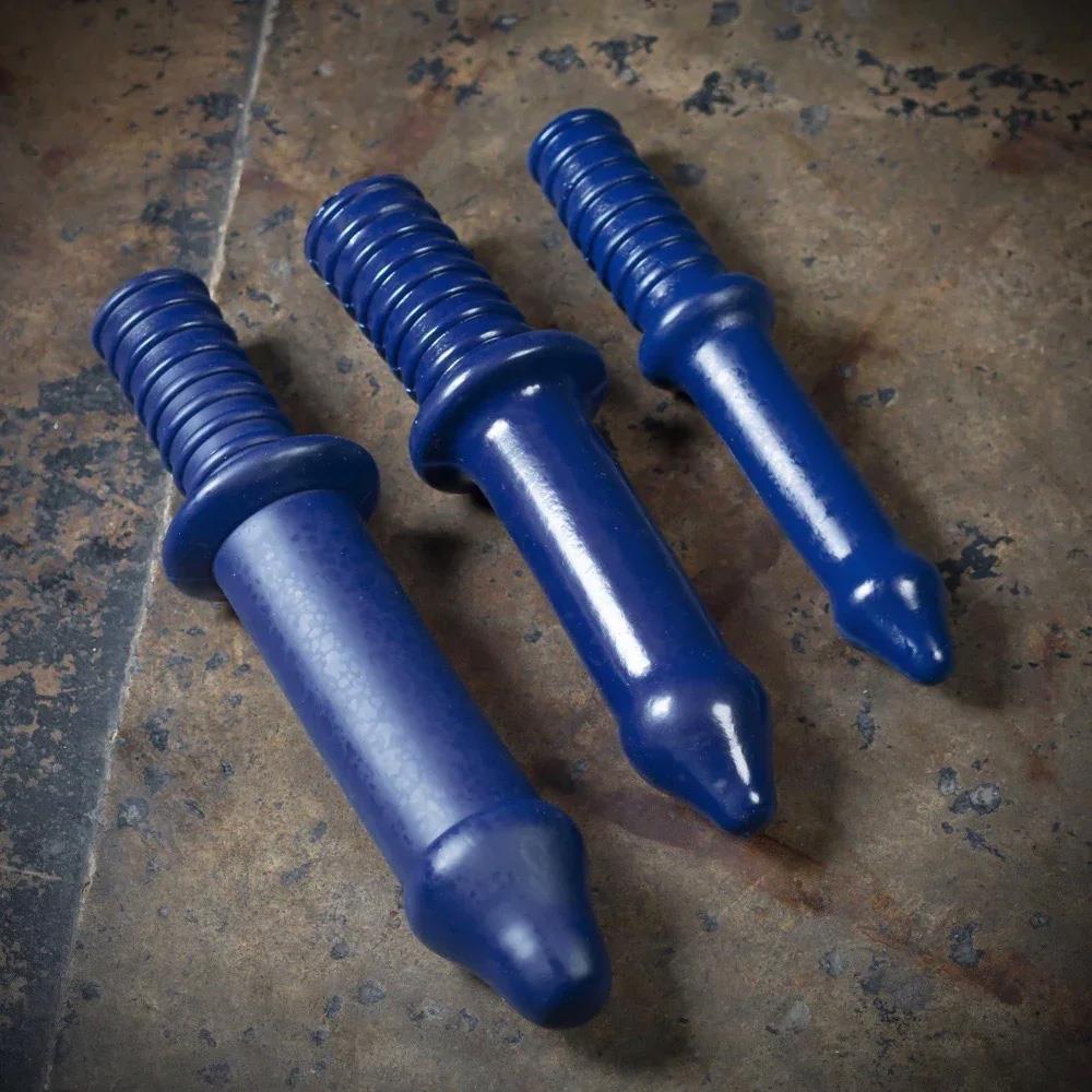 Crackstuffers, Plain Truncheon from Crackstuffers.