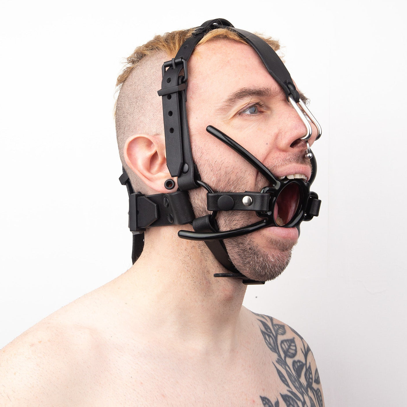 Nose Hook Head Harness from Fetters.