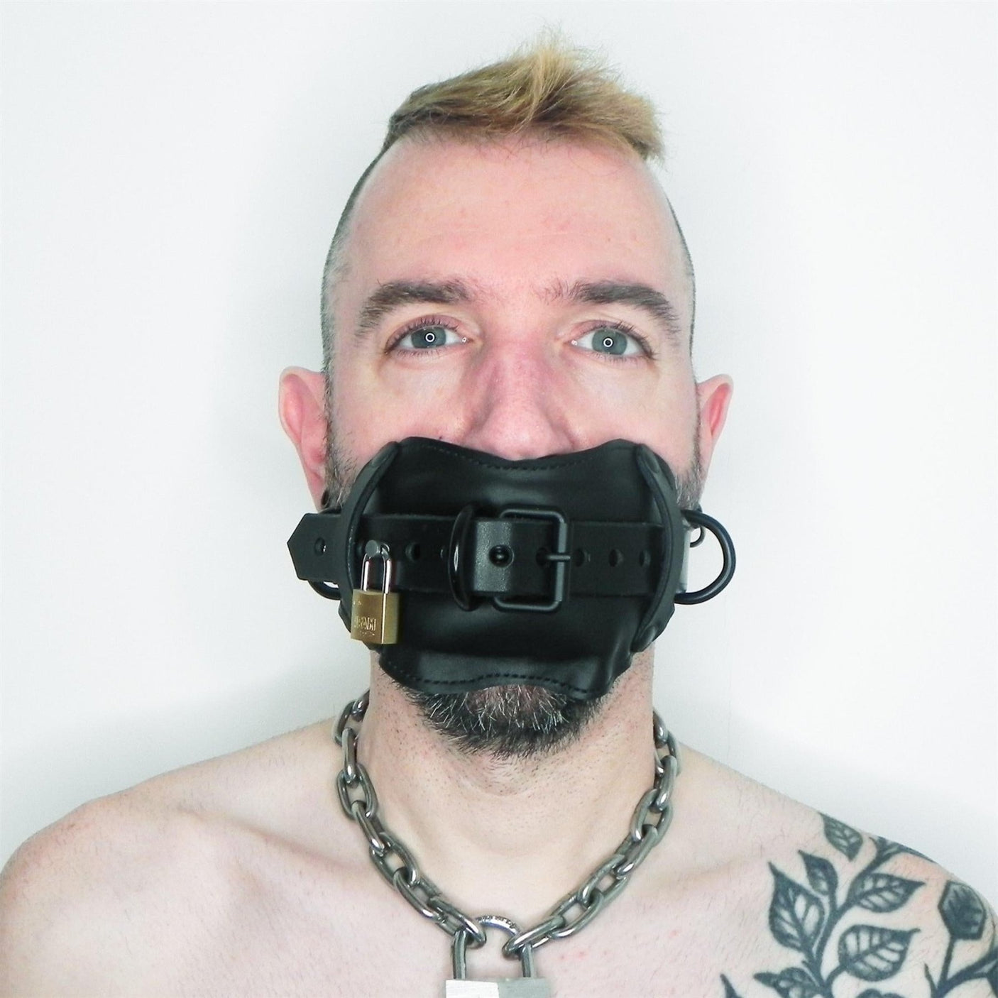 The Gag, Pecker from Fetters.