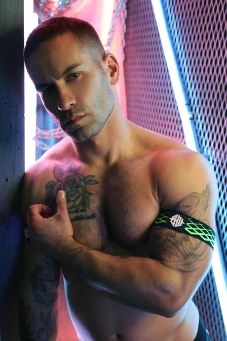 Breedwell Revolution Armband, Neon Green from Breedwell.