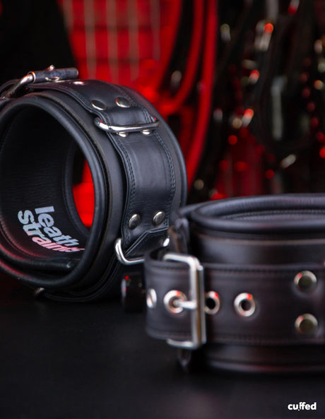 CUFFED Thigh Leathstraints, Black from Cuffed.