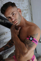 Breedwell Circuit Breaker Armband, Neon Pink