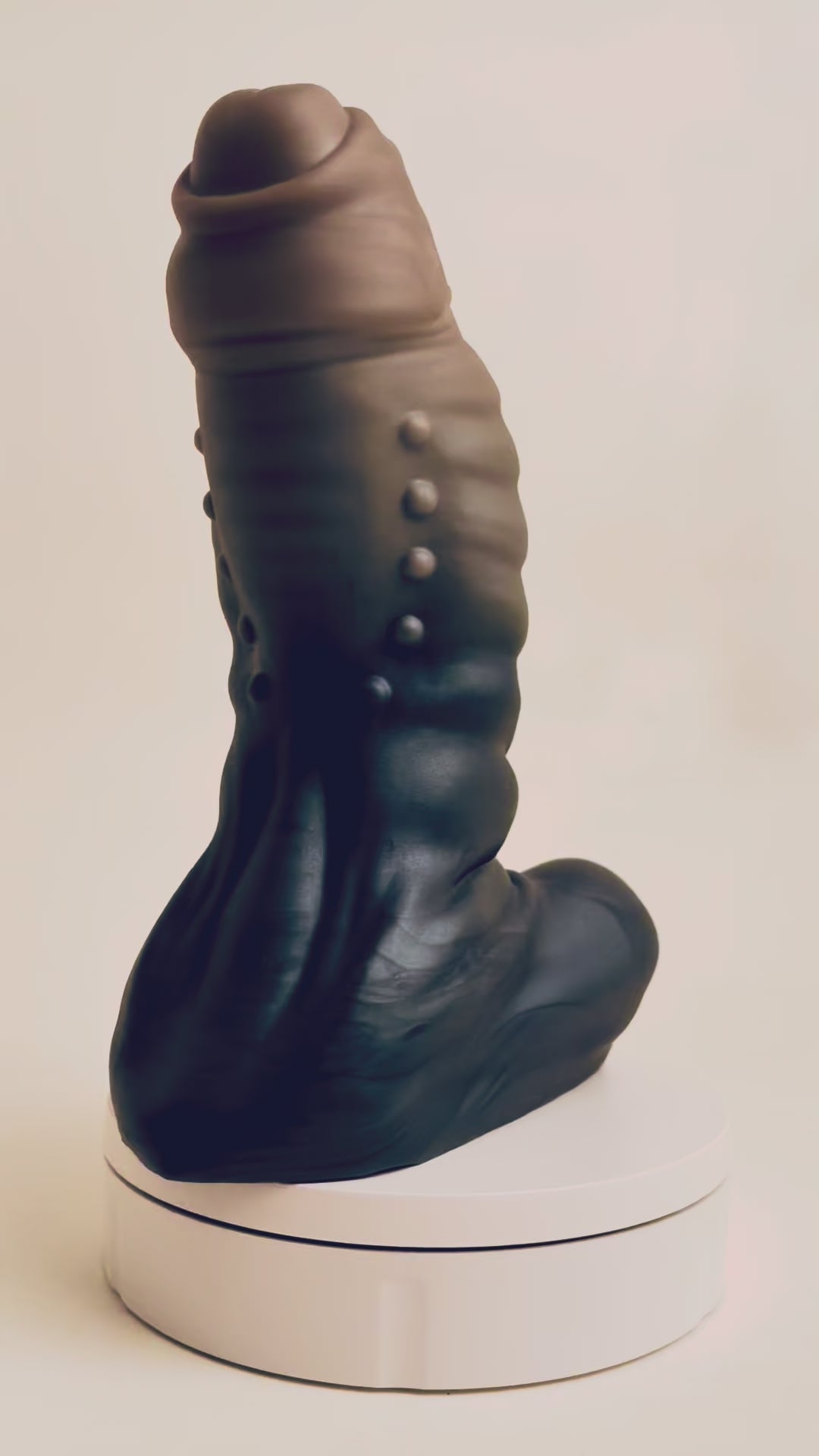 Bad Dragon, Flint the Uncut Studded Dragon, Natural