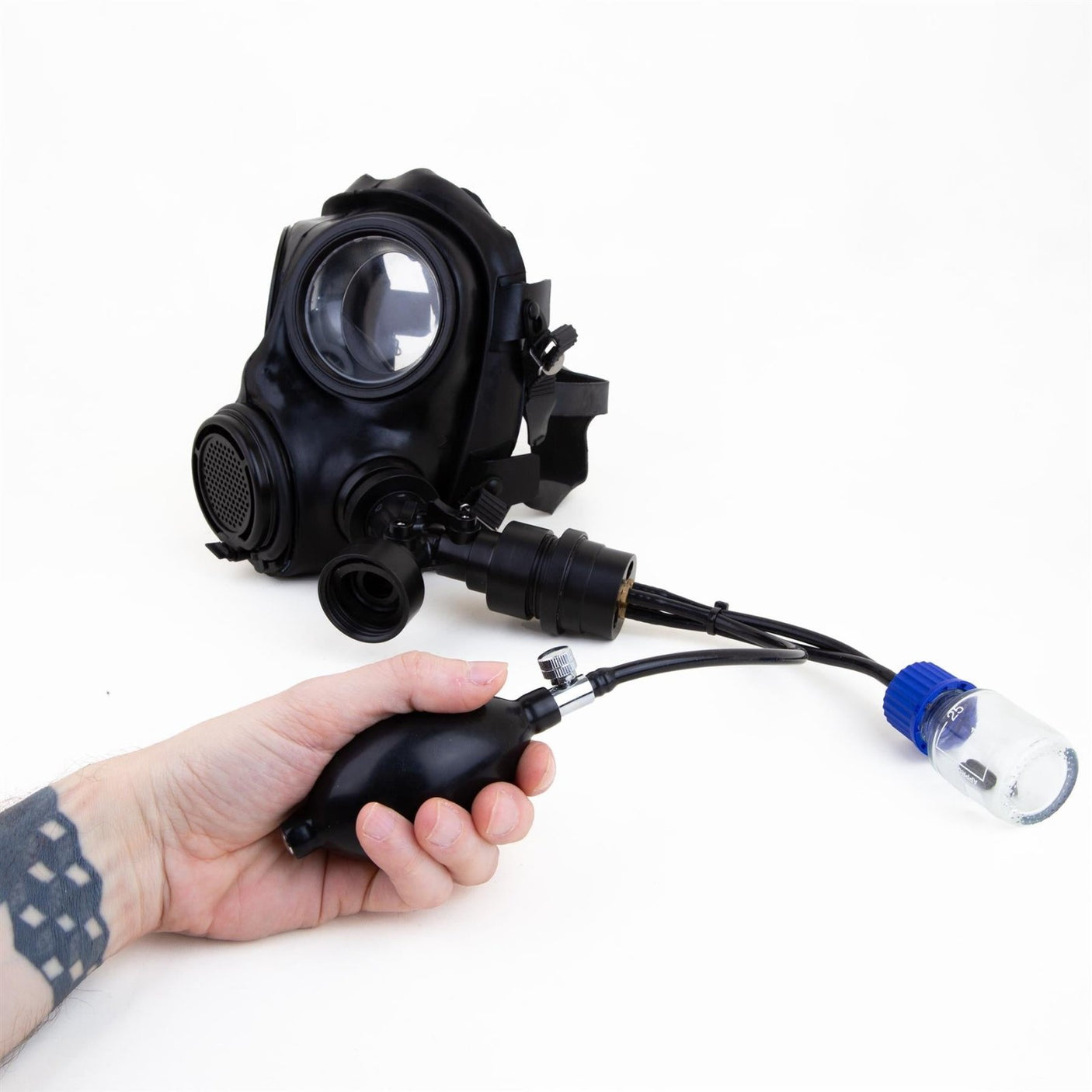 Y - Tee Valve, Black from REGULATION.