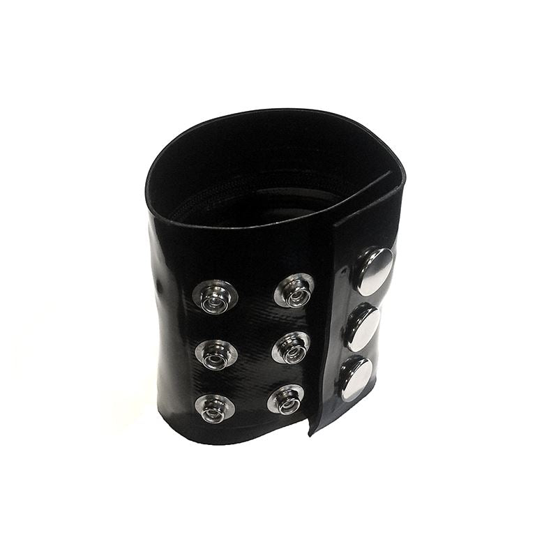 Rubber Wrist Wallet, Black, One Size from REGULATION.