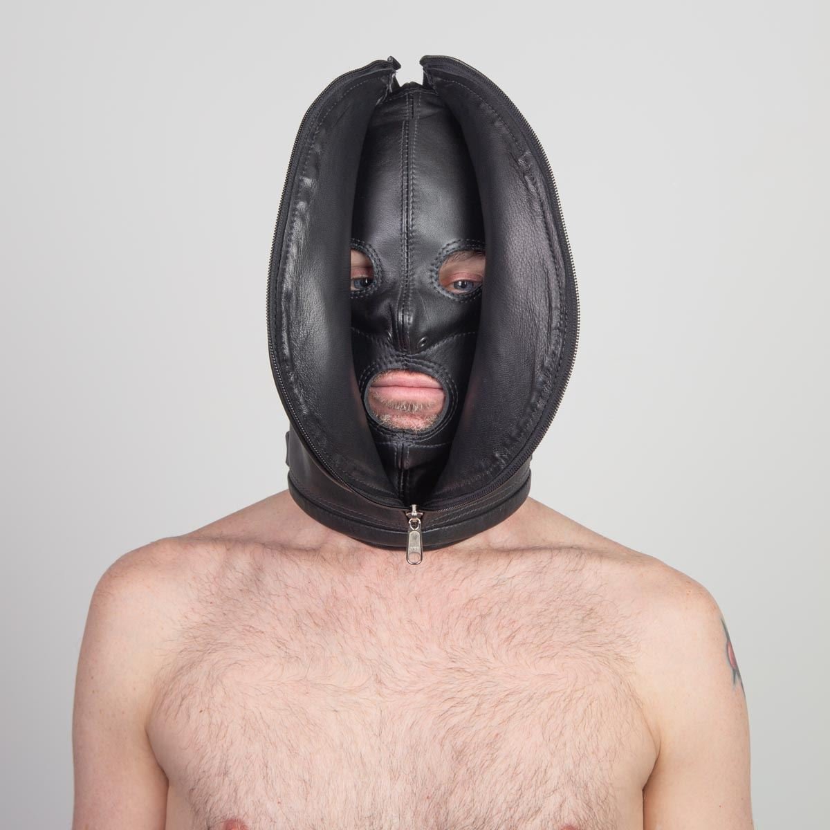 Zipped "Double Face" Tight Hood from Fetters.